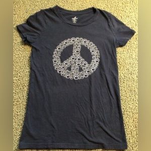 Penn State University Paw Peace Sign Shirt, Size Youth XL, in EUC